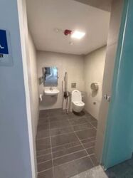 Sims Avenue (D14), Retail #586541961